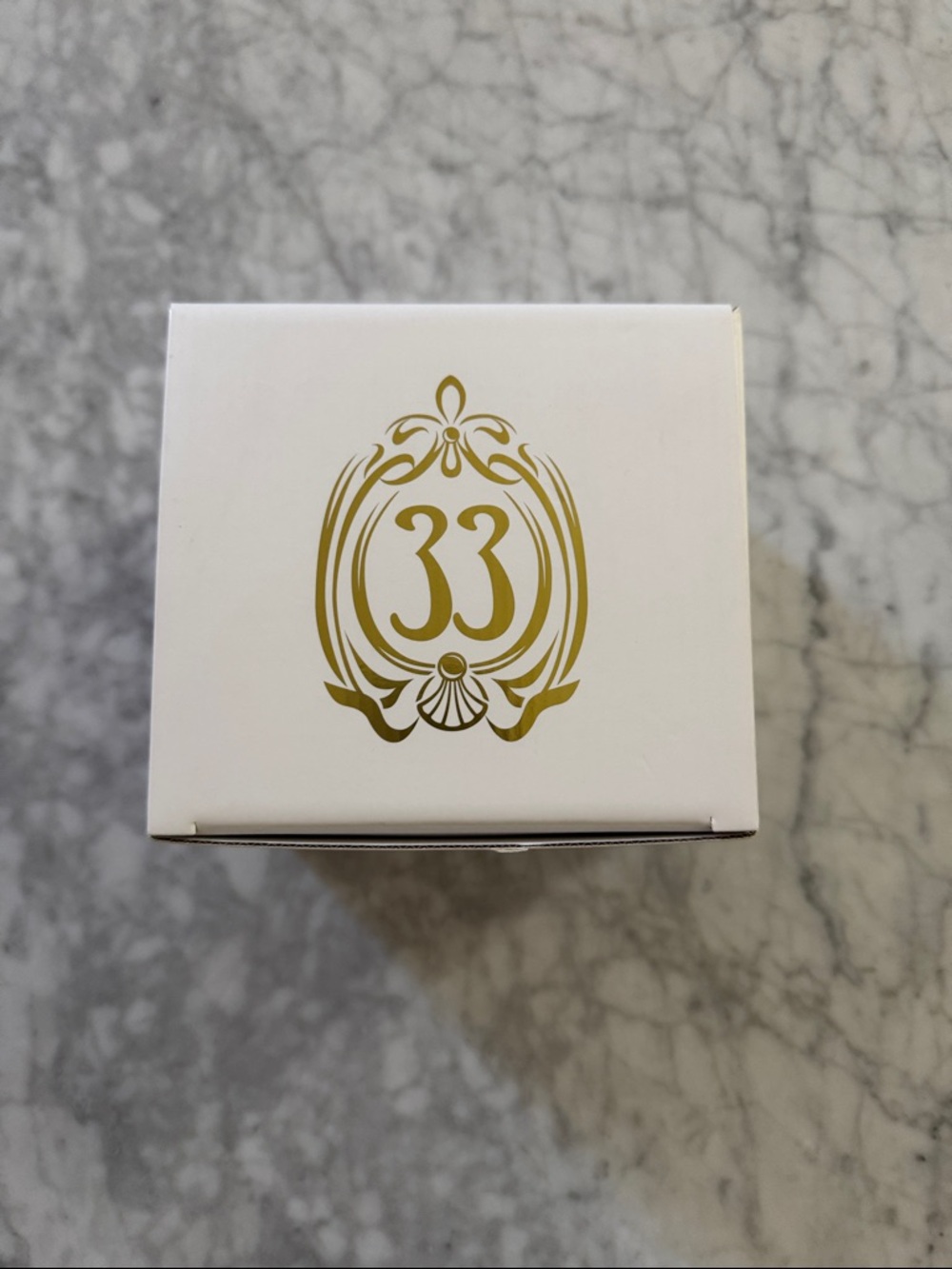 Disney Disneyland Club 33 Mickey empty White mug Gift Box Gold '33' Crest